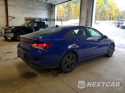 Trzecie zdjęcie samochodu z tyłu: 2023 HYUNDAI ELANTRA SEL VIN:KMHLM4AG9PU381298 - miniatura