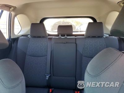 Zdjęcie 10 z 13 samochodu: 2020 TOYOTA RAV4 XLE VIN:JTMP1RFV8LJ027996 - miniatura