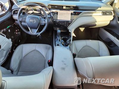 Zdjęcie 8 z 13 samochodu: 2018 TOYOTA CAMRY HYBRID SE VIN:4T1B21HK9JU504194 - miniatura