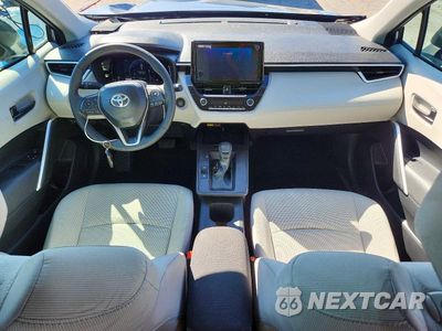 Zdjęcie 8 z 13 samochodu: 2026 TOYOTA COROLLA CROSS LE VIN:7MUCAABG3TV188045 - miniatura