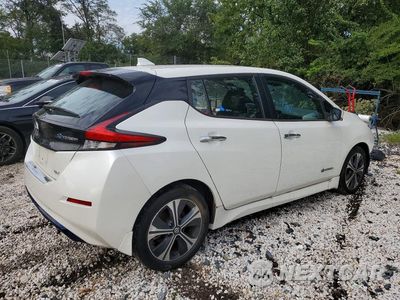 Trzecie zdjęcie samochodu z tyłu: 2018 NISSAN LEAF SV VIN:1N4AZ1CP3JC312215 - miniatura