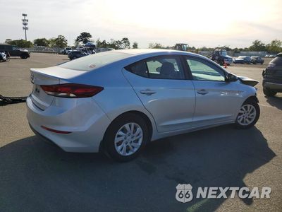 Trzecie zdjęcie samochodu z tyłu: 2018 HYUNDAI ELANTRA SE VIN:5NPD74LFXJH260124 - miniatura