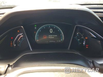 Zdjęcie 9 z 12 samochodu: 2018 HONDA CIVIC EX VIN:2HGFC2F78JH529325 - miniatura