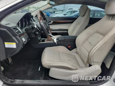Zdjęcie 7 z 13 samochodu: 2014 MERCEDES-BENZ E 350 VIN:WDDKJ5KB1EF235504 - miniatura