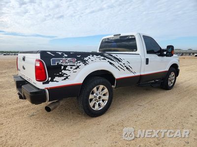Trzecie zdjęcie samochodu z tyłu: 2015 FORD F250 SUPER DUTY VIN:1FTBF2A67FEC55178 - miniatura