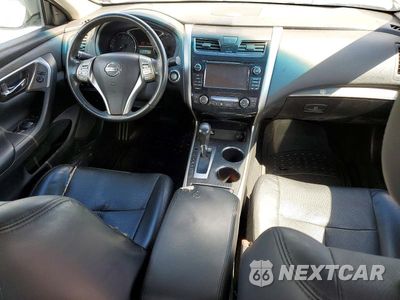 Zdjęcie 8 z 12 samochodu: 2015 NISSAN ALTIMA 2.5 SL VIN:1N4AL3AP4FN905593 - miniatura
