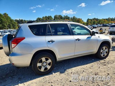 Trzecie zdjęcie samochodu z tyłu: 2006 TOYOTA RAV4 BASE VIN:JTMZD33V266000866 - miniatura