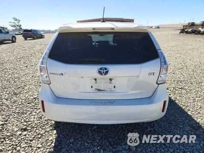 Zdjęcie 6 z 12 samochodu: 2014 TOYOTA PRIUS V THREE VIN:JTDZN3EU7E3323053 - miniatura