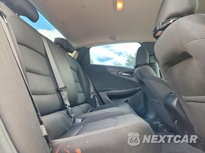 Zdjęcie 10 z 12 samochodu: 2019 CHEVROLET MALIBU RS VIN:1G1ZG5ST7KF222244 - miniatura