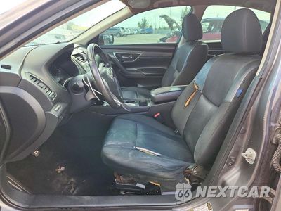 Zdjęcie 7 z 13 samochodu: 2016 NISSAN ALTIMA 2.5 SR VIN:1N4AL3AP3GN391916 - miniatura