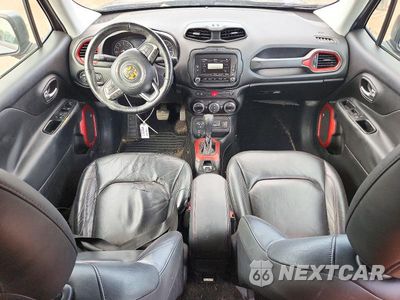 Zdjęcie 8 z 13 samochodu: 2016 JEEP RENEGADE TRAILHAWK VIN:ZACCJBCTXGPD46590 - miniatura