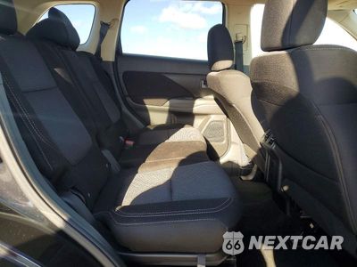 Zdjęcie 11 z 13 samochodu: 2019 MITSUBISHI OUTLANDER ES VIN:JA4AD2A38KZ031499 - miniatura
