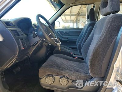 Zdjęcie 7 z 12 samochodu: 2000 HONDA CR-V EX VIN:JHLRD1867YC052314 - miniatura