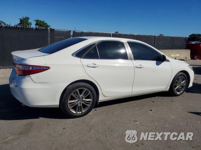Trzecie zdjęcie samochodu z tyłu: 2015 TOYOTA CAMRY SE VIN:4T1BF1FK5FU033675 - miniatura
