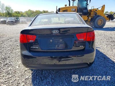 Zdjęcie 6 z 12 samochodu: 2012 KIA FORTE EX VIN:KNAFU4A22C5568633 - miniatura