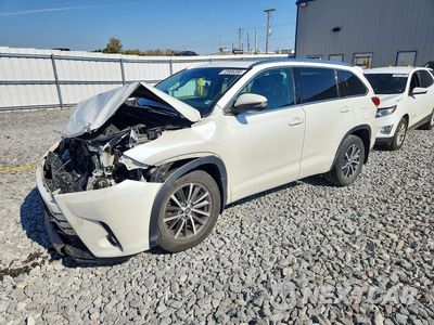 2017 TOYOTA HIGHLANDER XLE 5TDJZRFH5HS434001 - główne zdjęcie licytacji z USA - miniatura