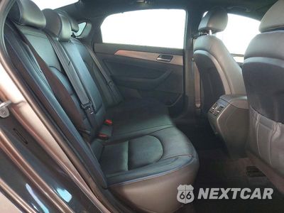 Zdjęcie 10 z 12 samochodu: 2019 HYUNDAI SONATA LIMITED TURBO VIN:5NPE34AB2KH781694 - miniatura