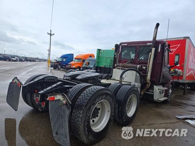 Trzecie zdjęcie samochodu z tyłu: 2020 FREIGHTLINER CASCADIA 126 SEMI TRUCK VIN:1FUJHLDV2LLLL1761 - miniatura