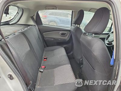 Zdjęcie 10 z 12 samochodu: 2017 TOYOTA YARIS 5-DOOR L FLEET VIN:VNKKTUD35HA083871 - miniatura