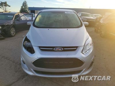 Piąte zdjęcie samochodu w środku: 2017 FORD C-MAX SE VIN:1FADP5EU0HL109581 - miniatura