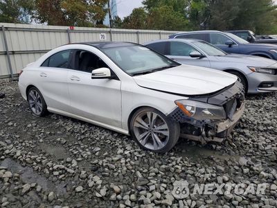 Czwarte zdjęcie samochodu z boku: 2019 MERCEDES-BENZ CLA 250 4MATIC VIN:WDDSJ4GB1KN741239 - miniatura