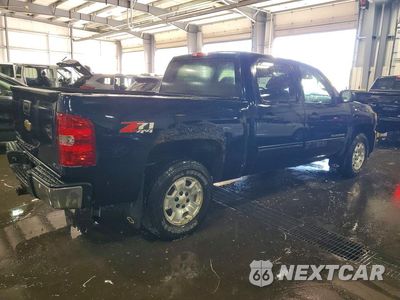 Trzecie zdjęcie samochodu z tyłu: 2011 CHEVROLET SILVERADO K1500 LT VIN:3GCPKSE30BG328928 - miniatura
