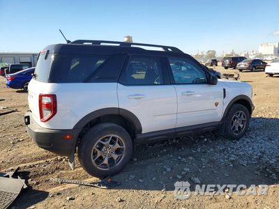 Trzecie zdjęcie samochodu z tyłu: 2024 FORD BRONCO SPORT BADLANDS VIN:3FMCR9D90RRE31799 - miniatura