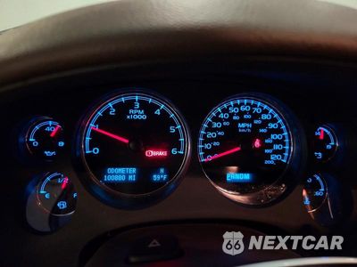 Zdjęcie 9 z 13 samochodu: 2014 CHEVROLET SUBURBAN K1500 LTZ VIN:1GNSKKE70ER209141 - miniatura