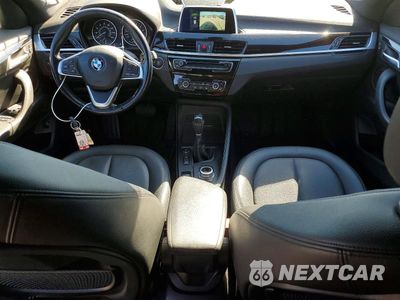 Zdjęcie 8 z 13 samochodu: 2018 BMW X1 XDRIVE28I VIN:WBXHT3Z37J4A65940 - miniatura