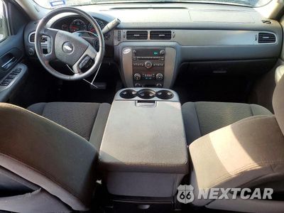 Zdjęcie 8 z 13 samochodu: 2008 CHEVROLET TAHOE C1500 VIN:1GNFC13C68R252248 - miniatura