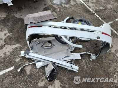 Zdjęcie 13 z 14 samochodu: 2019 VOLVO XC90 T6 MOMENTUM VIN:YV4A22PK8K1494300 - miniatura
