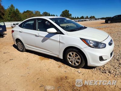 Czwarte zdjęcie samochodu z boku: 2014 HYUNDAI ACCENT GLS VIN:KMHCT4AE1EU639053 - miniatura