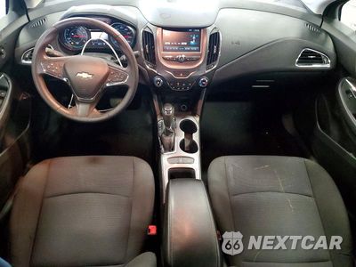 Zdjęcie 8 z 13 samochodu: 2017 CHEVROLET CRUZE LT VIN:1G1BE5SM5H7255522 - miniatura