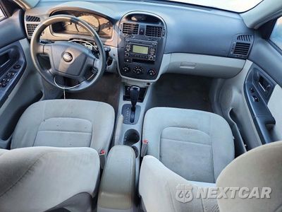 Zdjęcie 8 z 12 samochodu: 2006 KIA SPECTRA EX VIN:KNAFE121365313740 - miniatura
