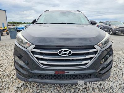 Piąte zdjęcie samochodu w środku: 2018 HYUNDAI TUCSON VIN:KM8J3CA4XJU771389 - miniatura