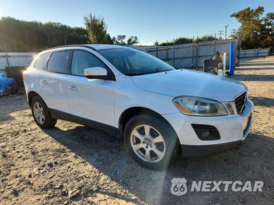 Czwarte zdjęcie samochodu z boku: 2010 VOLVO XC60 3.2 VIN:YV4982DL8A2103900 - miniatura