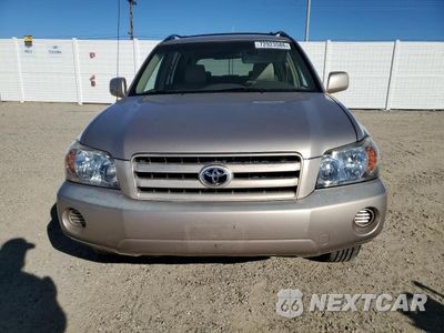 Piąte zdjęcie samochodu w środku: 2005 TOYOTA HIGHLANDER BASE VIN:JTEGP21A650058906 - miniatura