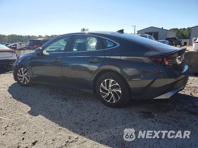 Drugie zdjęcie samochodu z przodu: 2026 HYUNDAI SONATA HYBRID BLUE VIN:KMHL24JJ8TA187939 - miniatura