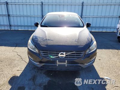 Piąte zdjęcie samochodu w środku: 2015 VOLVO S60 VIN:YV1612TA3F1313631 - miniatura