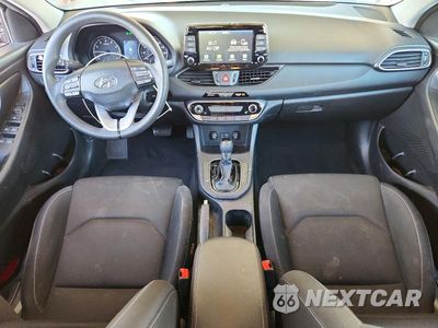 Zdjęcie 8 z 12 samochodu: 2019 HYUNDAI ELANTRA GT BASE VIN:KMHH35LE8KU098765 - miniatura