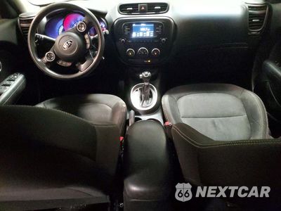 Zdjęcie 8 z 14 samochodu: 2017 KIA SOUL BASE VIN:KNDJN2A21H7428230 - miniatura