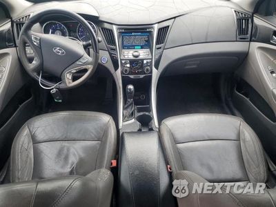 Zdjęcie 8 z 12 samochodu: 2013 HYUNDAI SONATA LIMITED VIN:5NPEC4AC8DH524230 - miniatura