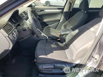 Zdjęcie 7 z 12 samochodu: 2016 VOLKSWAGEN PASSAT S VIN:1VWAT7A37GC047402 - miniatura