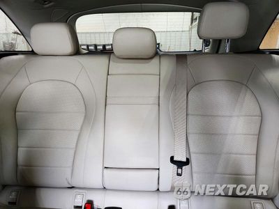 Zdjęcie 10 z 13 samochodu: 2018 MERCEDES-BENZ GLC 300 4MATIC VIN:WDC0G4KB2JV070616 - miniatura