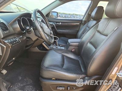 Zdjęcie 7 z 13 samochodu: 2013 KIA SORENTO EX VIN:5XYKU4A67DG337997 - miniatura