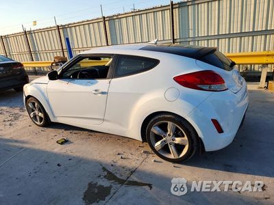 Drugie zdjęcie samochodu z przodu: 2015 HYUNDAI VELOSTER BASE VIN:KMHTC6AD0FU238176 - miniatura