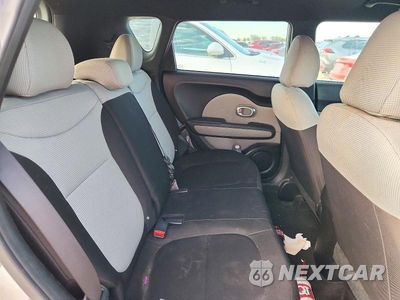 Zdjęcie 10 z 12 samochodu: 2016 KIA SOUL BASE VIN:KNDJN2A29G7852222 - miniatura