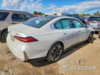 Trzecie zdjęcie samochodu z tyłu: 2024 BMW I5 EDRIVE 40 VIN:WBY33FK07RCR61824 - miniatura