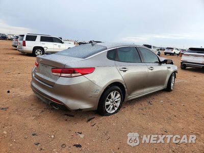 Trzecie zdjęcie samochodu z tyłu: 2017 KIA OPTIMA LX VIN:5XXGT4L36HG158839 - miniatura