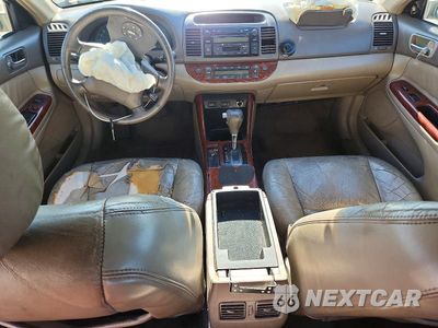 Zdjęcie 8 z 12 samochodu: 2002 TOYOTA CAMRY XLE VIN:4T1BE30K92U625033 - miniatura